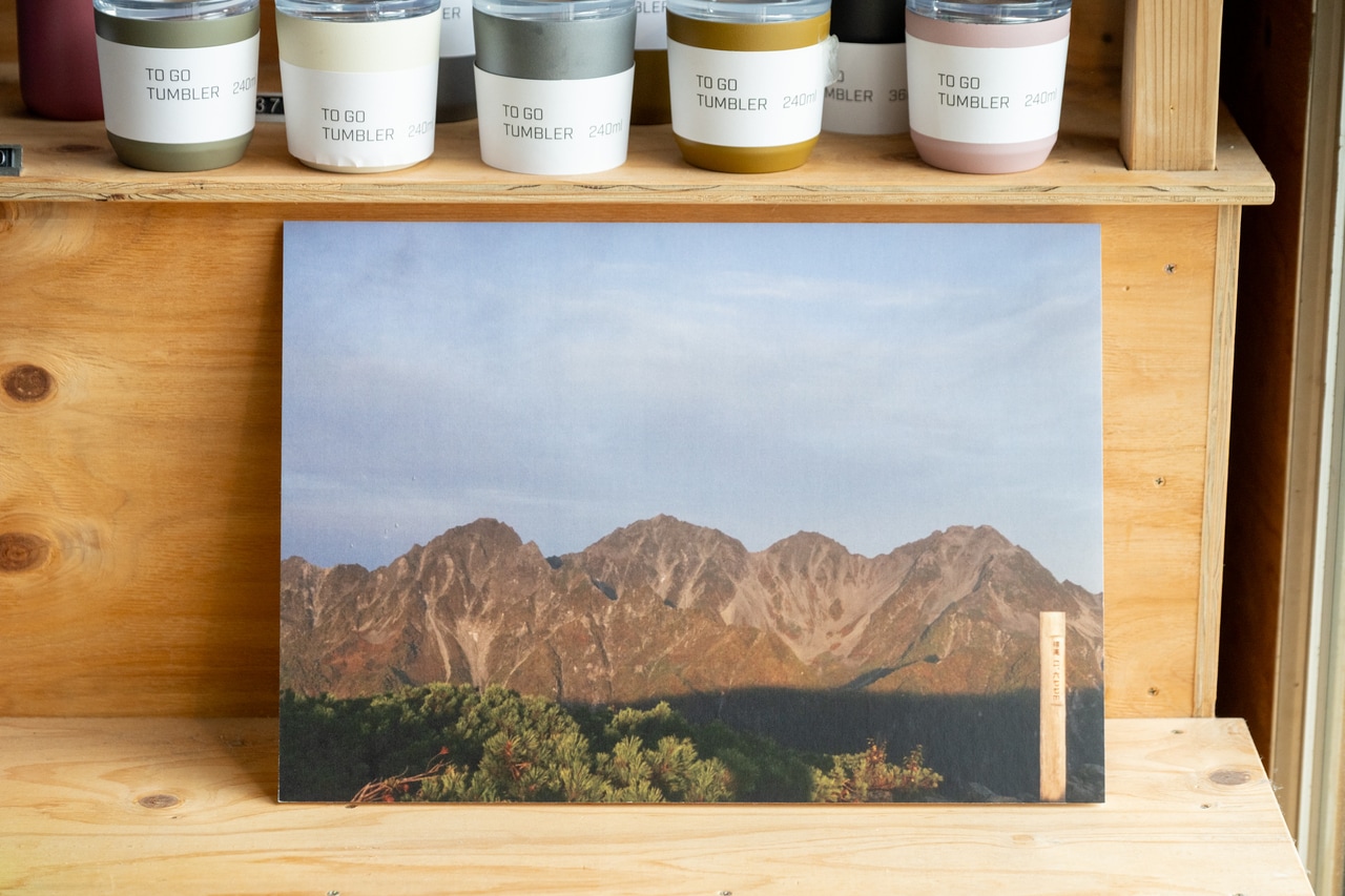 眞謝さんは本州の山も楽しんでいるのだそう。写真は蝶ヶ岳から望む穂高連峰。。