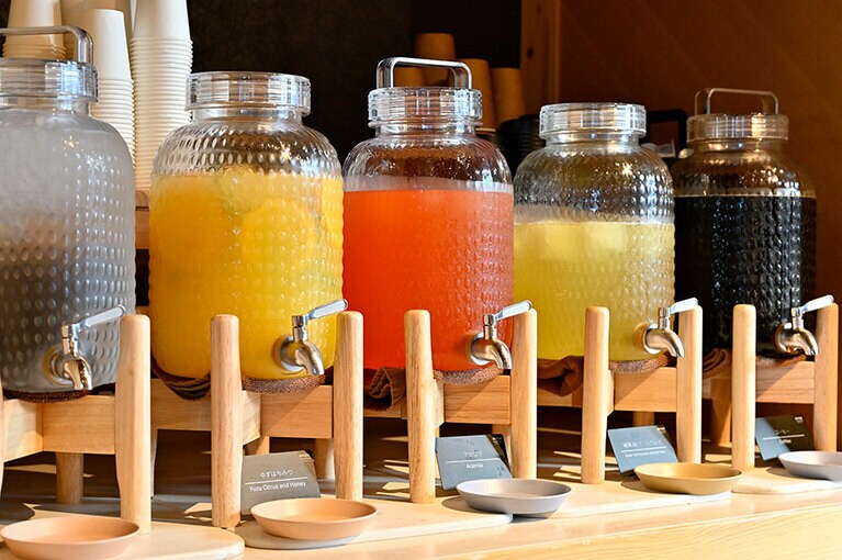 ホテル近くの茶房、矢島園さんの「緑茶deアールグレイ」があまりに美味しくて、何度もおかわり。