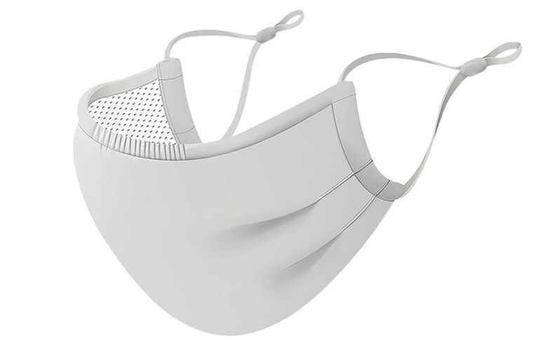 超冷感コールドマスク グレー 980円+税(PM2.5フィルター1枚付き)。