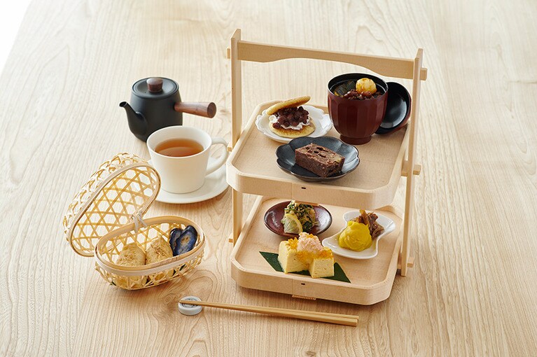和のアフタヌーンティーセット「甘羅漢食(あらかんじき)」(2,500円)はティータイムに提供。