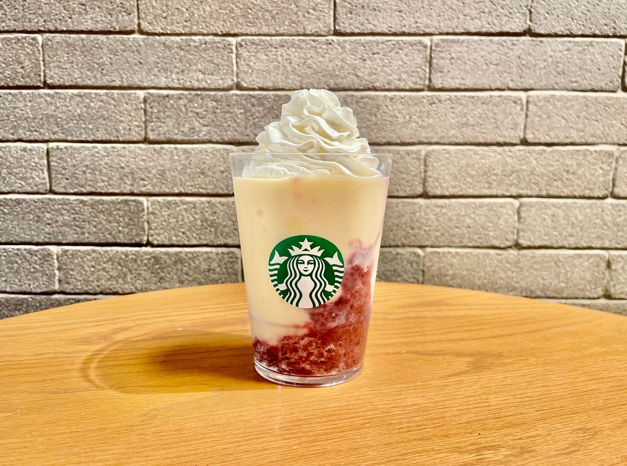 一時は品切れになるほどの人気ぶりを見せた「My フルーツ³ フラペチーノ® バナナマンゴー&アサイーベリー」。