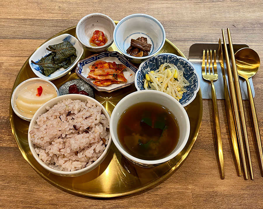 料理の一例。優しく澄んだ味わい。