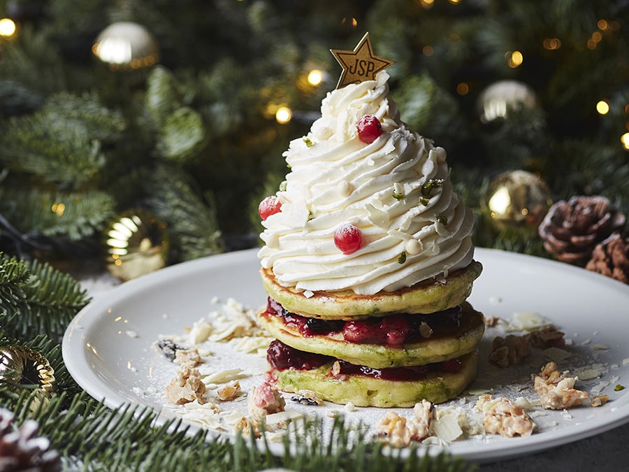 ～町田店から贈るクリスマス～ホワイトクリスマスツリーパンケーキ 1,540円。