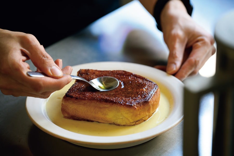 スプーンでソースと一緒に召し上がれ。