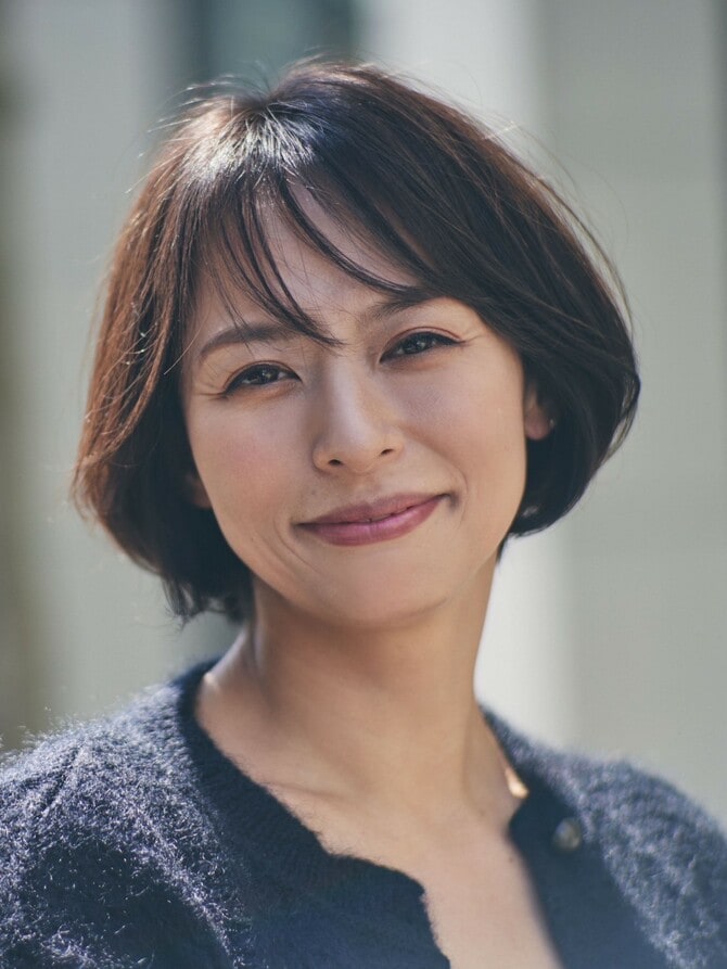 骨格も補正するヌケ感ショートボブ。