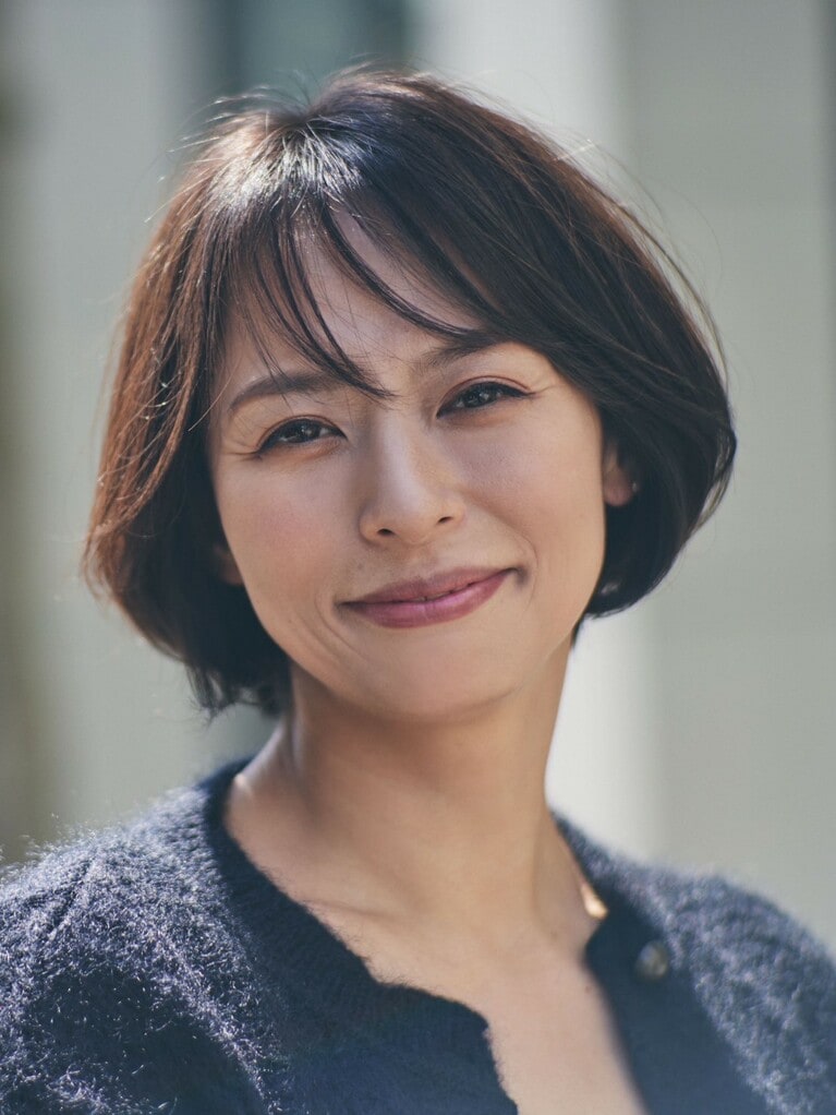 骨格も補正するヌケ感ショートボブ。