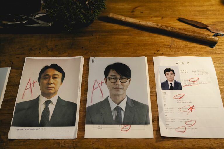 ⓒ2025 CJ ENM Co., Ltd., MOHO FILM ALL RIGHTS RESERVED