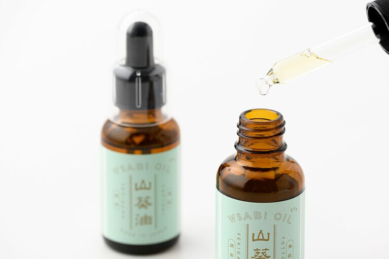 山葵油 各27g 1,404円／西河商店