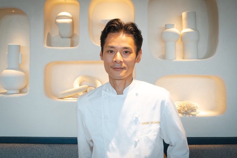 鎌倉の海とフランスの感性が調和するオーベルジュで、さらなる飛躍を続ける小川大樹シェフ。