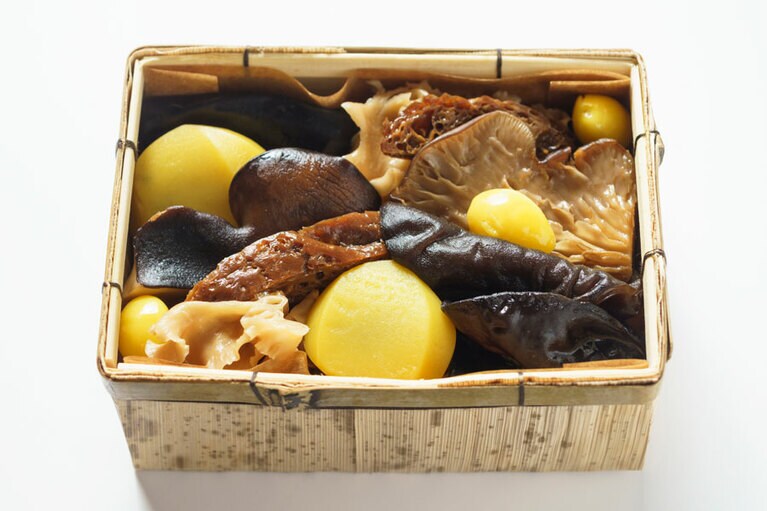 「吹寄せ小筥（こばこ）」（2,000円、例年10月ごろ発売）。