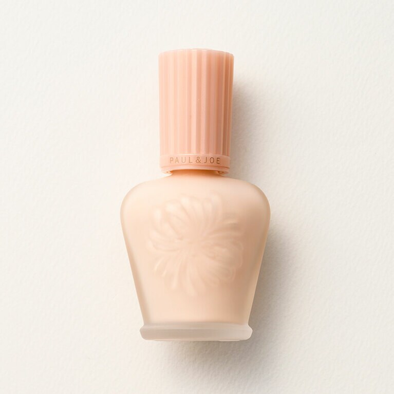 モイスチュアライジング ファンデーション プライマー SPF15・PA+（03は除く）30mL 全3色 各3,850円／ポール ＆ ジョー ボーテ