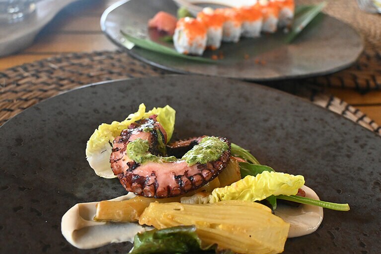 クリエイティブな和食メニューも楽しめるボドゥマス。