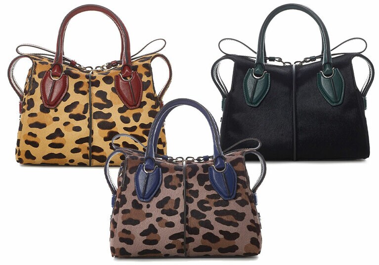 「D スタイリング バッグ」高さ17×幅25×奥行14cm 各276,000円。