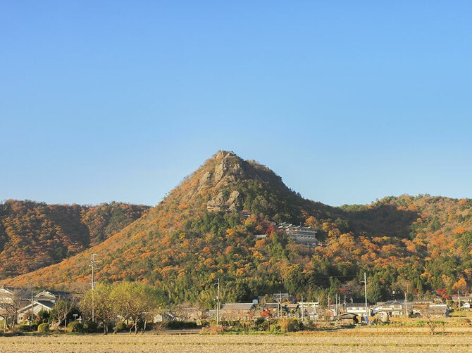 太郎坊宮。