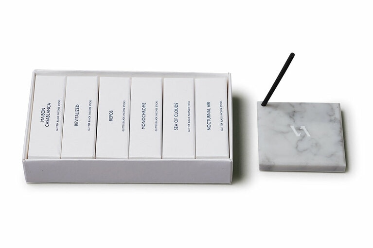 「DISCOVERY SET」6種類各5本入り インセンスホルダー（白）付き 17,600円／VEDA ONLINE STORE。日本のエレガンスとクラフツマンシップを表現。“余白”の美しさを。