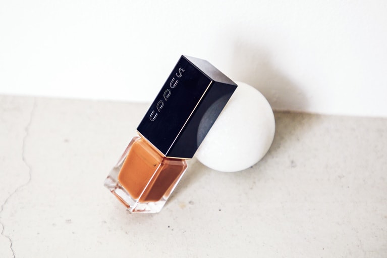 ネイル カラー ポリッシュ110 揺葉 –YUREHA 2,500円(限定発売中)／SUQQU