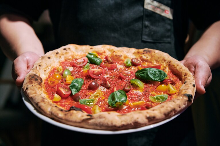 焼きたての本格ピッツァが必食！ ノーガホテル 秋葉原 東京のレストラン「PIZZERIA ＆ BAR NOHGA」。