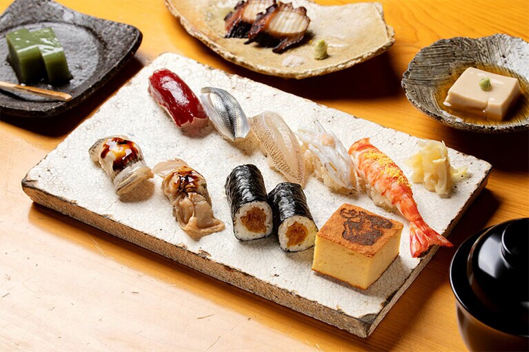 浮世絵握りランチセット4,200円。