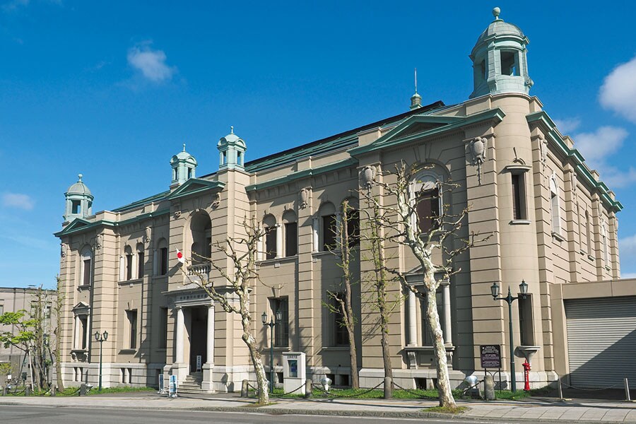 ルネサンス様式の日本銀行旧小樽支店は辰野金吾が設計。