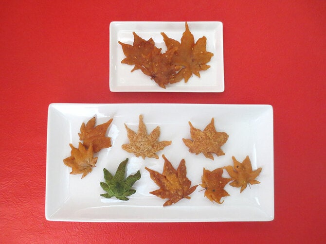 箕面焼 初代箕山 松田 志与女造 花瓶 ※もみじ葉の色を