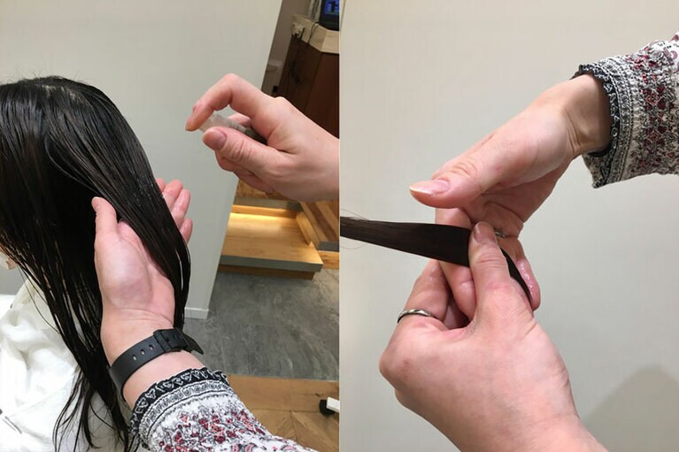 ブロッキングして、塗布。その後、しっかり行き渡るよう、髪にもみこんでいきます。