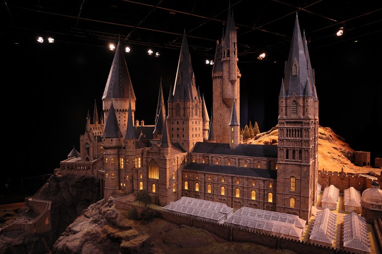 ホグワーツ城の模型は昼と夜がある