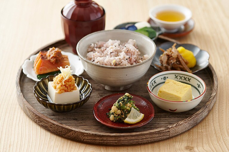 さあ、どれからいただこうかな。こういう気分になるのも久しぶり。