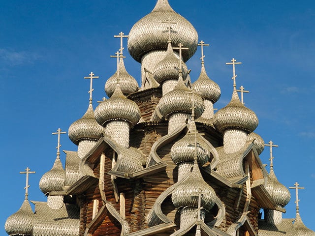 ロシアの明治村」にたたずむ 釘を一本も使わず建てられた聖堂 | 今日の絶景