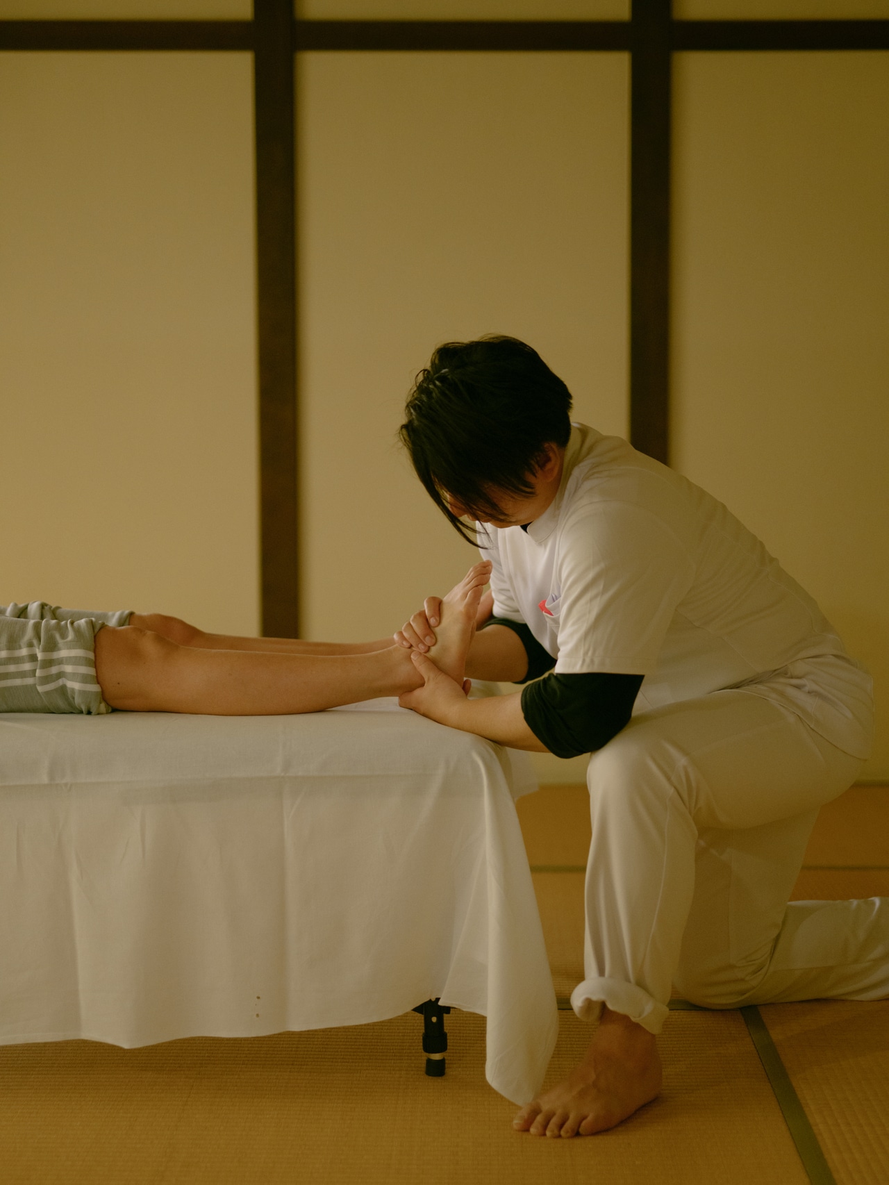 足指を調整すると、骨盤の歪みも解消できるとか。