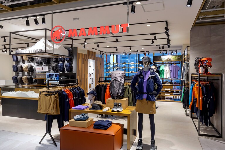 “日本一楽しい街”博多に誕生した日本一楽しいアウトドアストア「マムート 福岡天神」