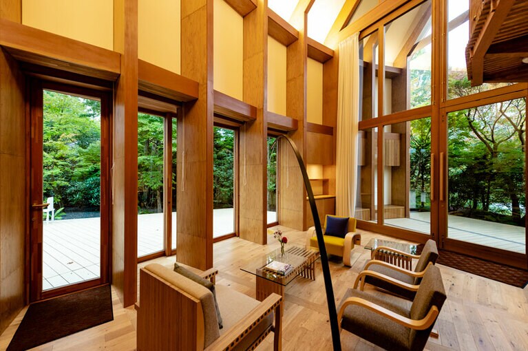 ウェルカムドリンクをいただきながらチェックイン。