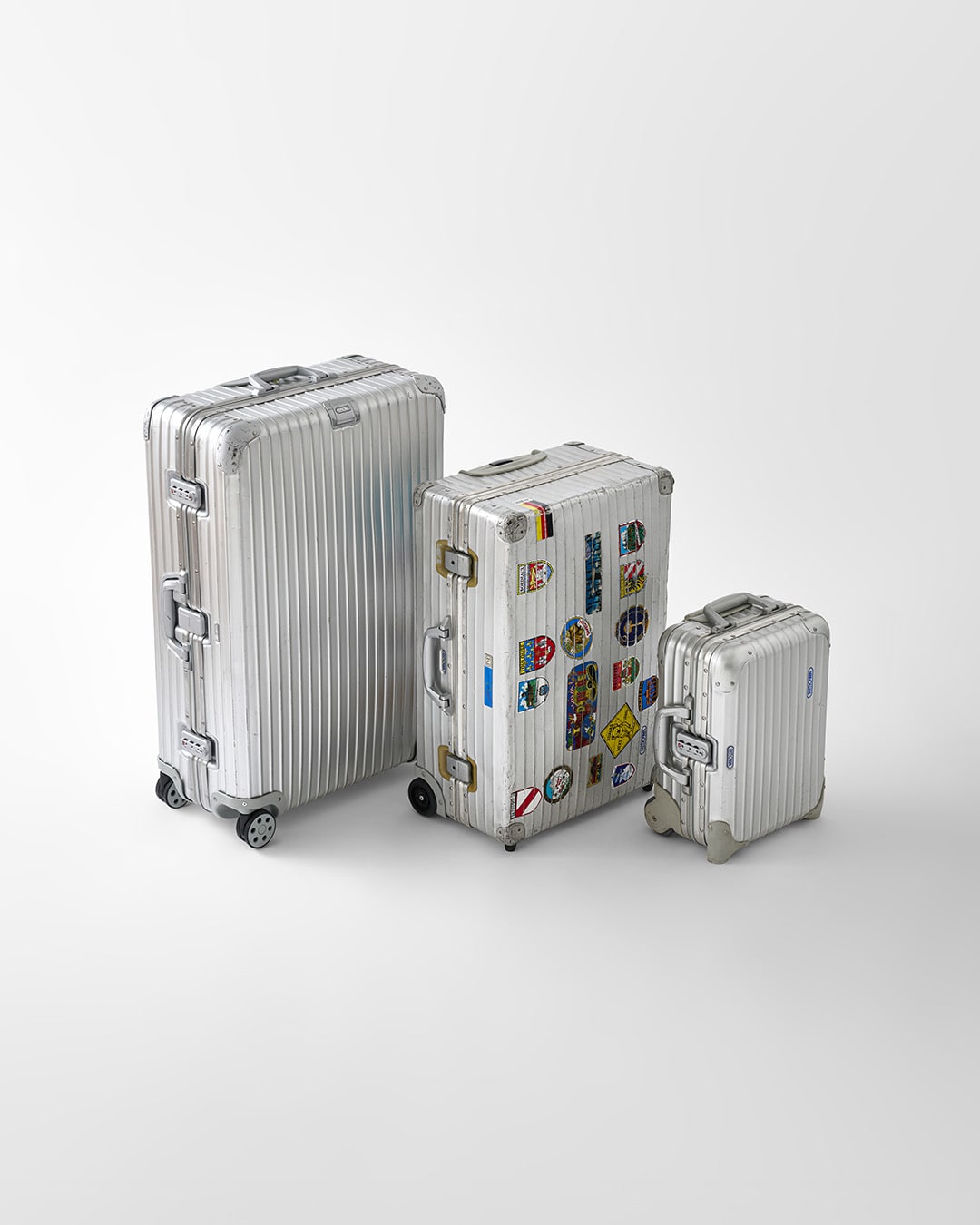 左から、TOPAS 77 MW (2013年製)／JUMBO TROLLEY OPAL ’63 (2002年製)／TOPAS MINI TROLEY (2008年製)　すべて販売価格未定