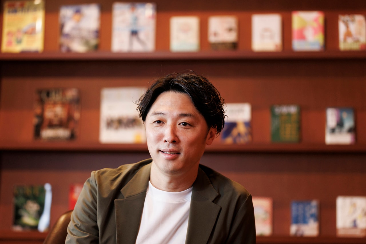 文藝春秋にて。