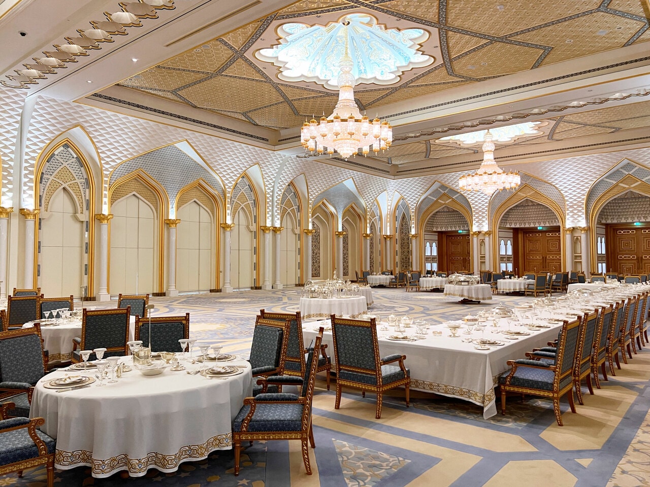 「大統領のバンケット・ルーム(The Presidential Banquet)」。どのような料理が出されるのか妄想が膨らむ。