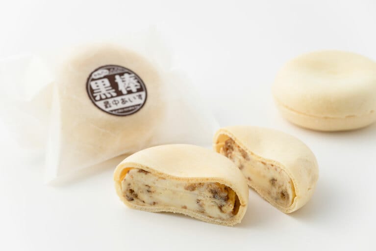 【熊本県】黒棒最中アイス 各324円／兼田製菓舗