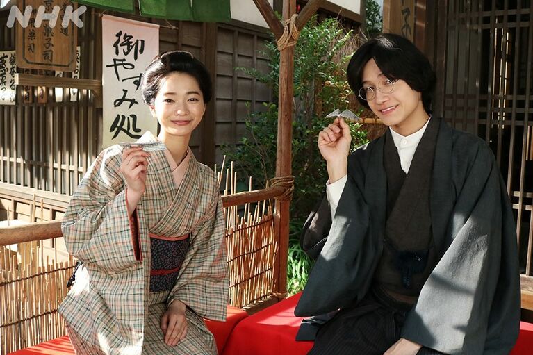 見上愛＆佐野晶哉オフショット（『風、薫る』公式Instagramより）