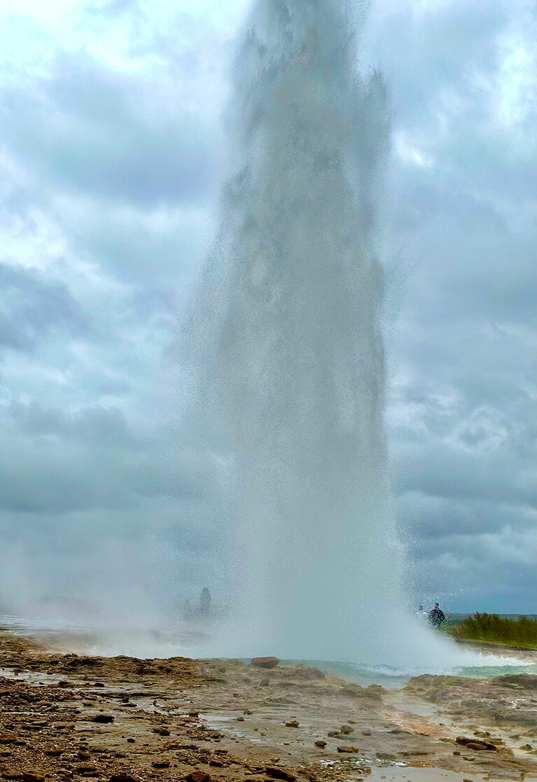 天高く20メートルほど噴き上がった。