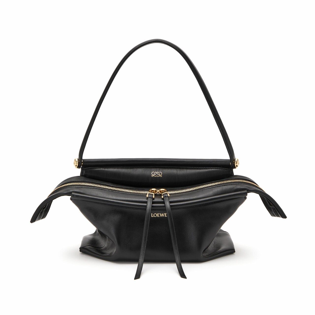 “ウィスカー バッグ スモール”（ブラック）／￥487,300