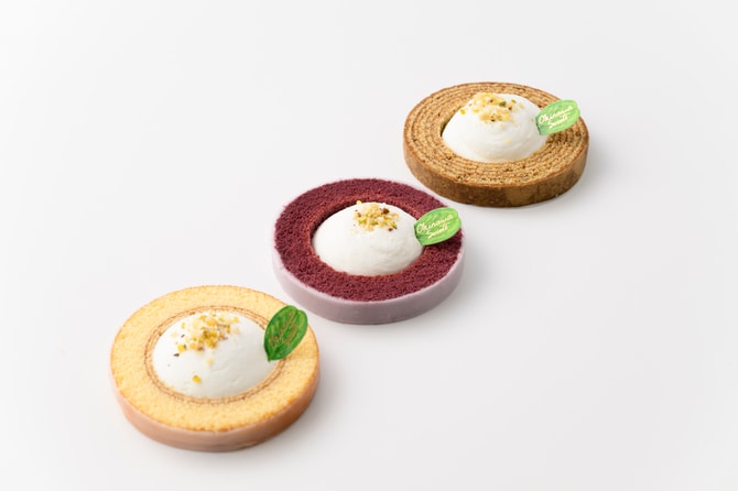 ふくぎやのクリームバウム 各810円。