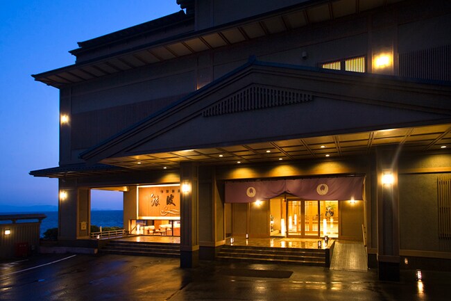 旬景浪漫 銀波荘［愛知／西浦温泉］エントランス。