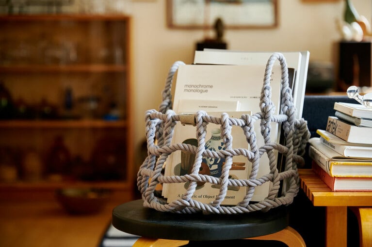 【IDÉE大島忠智さんの愛用品】knot Small Grey 19,800円／イデーショップ オンライン