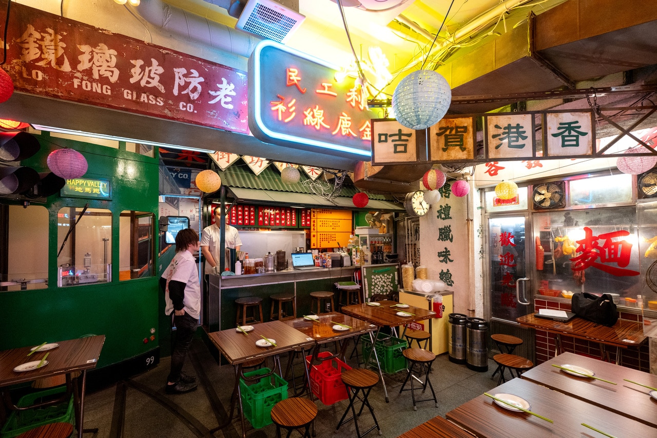 香港の屋台を再現したという厨房の入り口。