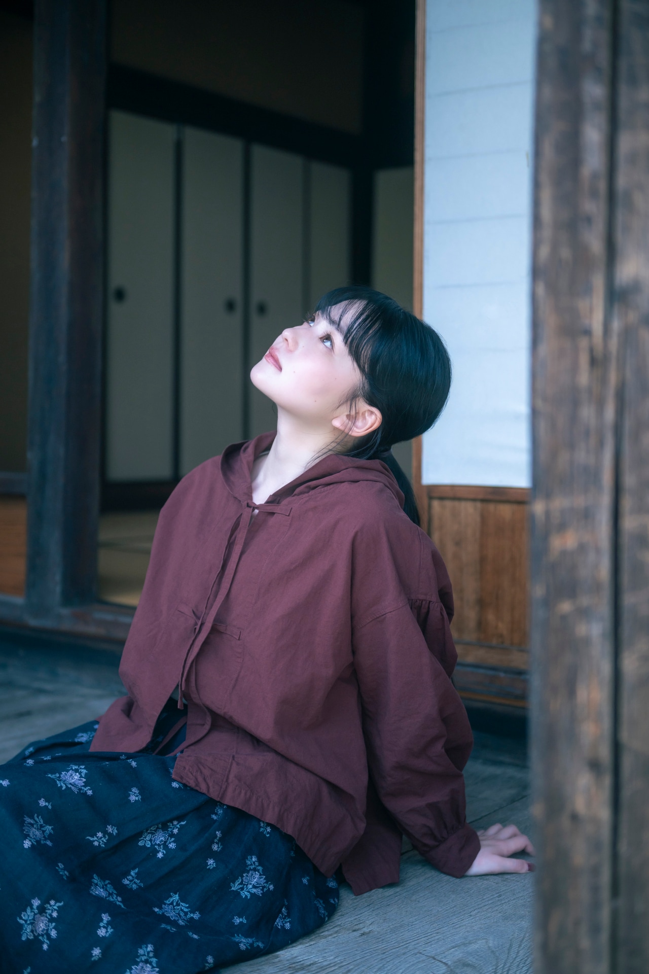 重厚な木の柱から、この地でゆっくりと年月を重ねたことが見て取れる。当時の商人たちの生活を思い起こさせます。
