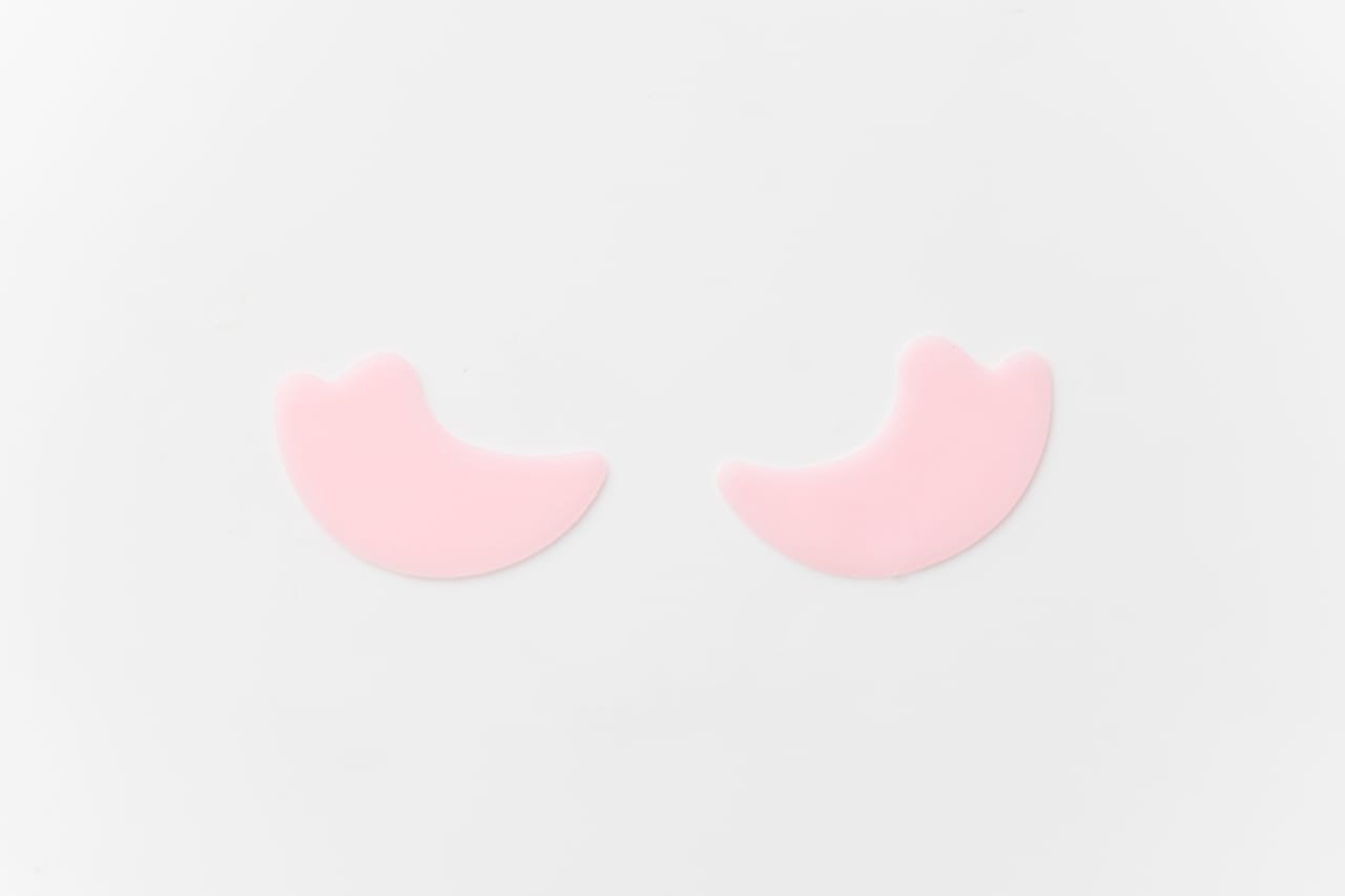 切込みの入ったユニークな形。