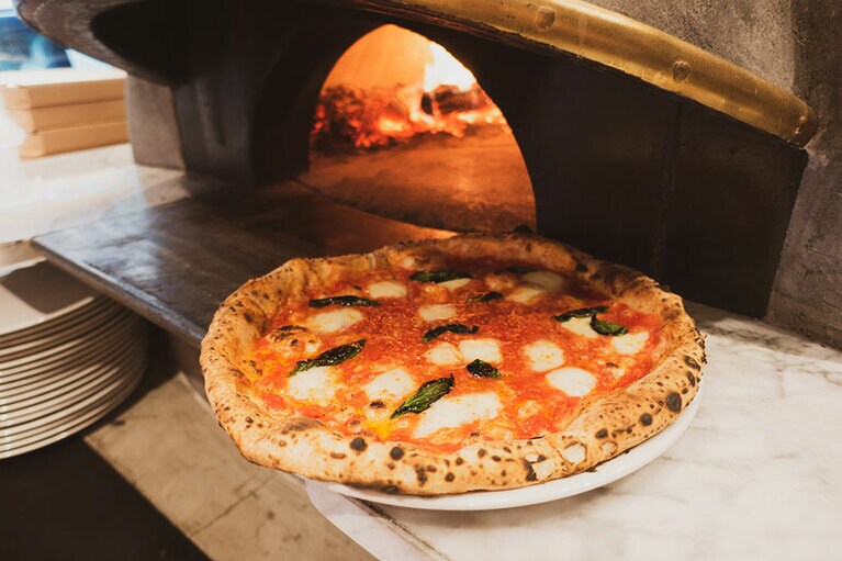 1～2分で焼き上がる、熱々の「マルゲリータ」1,680円