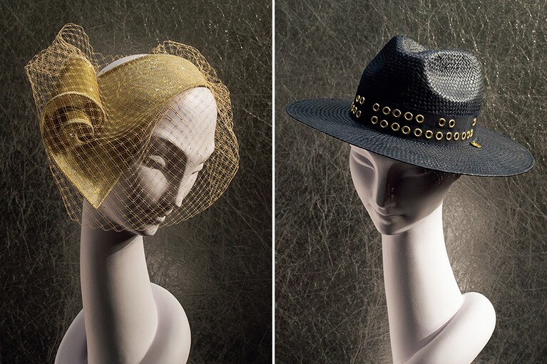 （左）バラをイメージしたバンドのヘアアクセサリー 1,350ポンド。（右）生地に表情があるトリルビーハット 450ポンド。