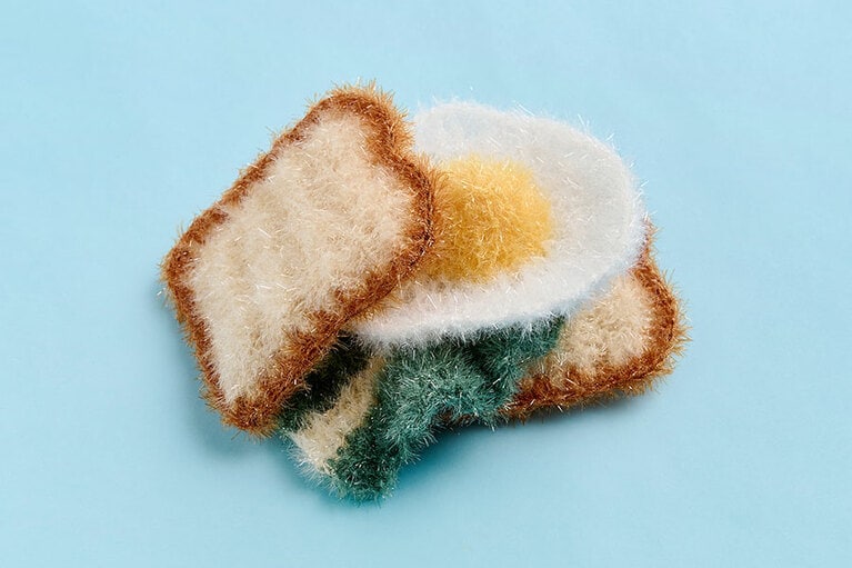 サンドイッチモチーフの台所スポンジ W10,800／banul café