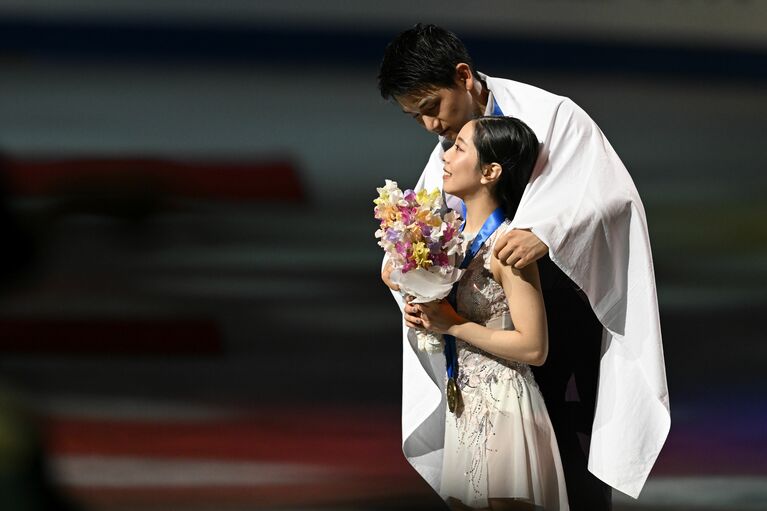 2023年世界選手権で初優勝。2022-2023シーズンはGPファイナル、四大陸選手権も制し、年間グランドスラムを達成した。Asami Enomoto/JMPA