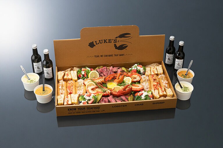LUKE’S LOBSTER X’masアソートボックス(伊良コーラ ボトルセット) 12,960円／LUKE’S LOBSTER