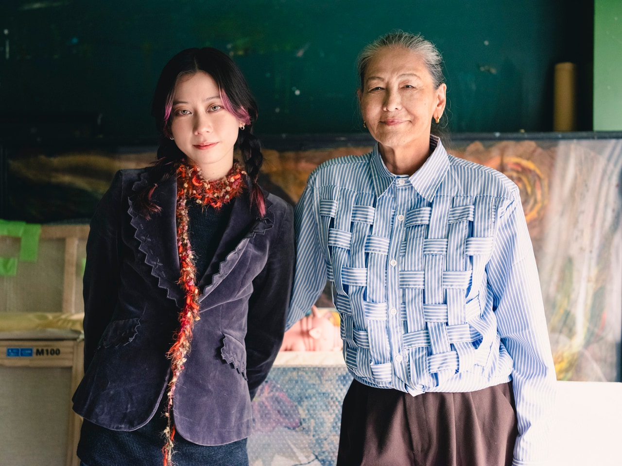 SUMIREさん（左）と浅野順子さん（右）。